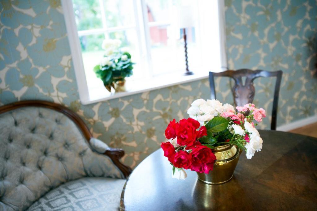 فيستيروس Hem Till Garden Boutique Hotel الغرفة الصورة