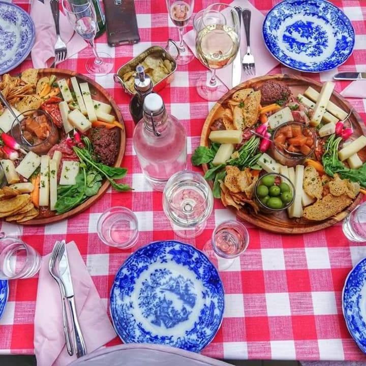 فيستيروس Hem Till Garden Boutique Hotel المظهر الخارجي الصورة